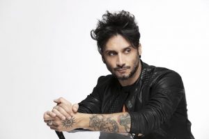 FABRIZIO MORO NEW0937 copia_Luisa Carcavale_b