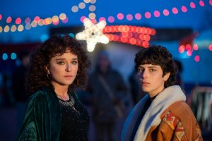 La Vita Bugiarda Degli Adulti. (L to R) Valeria Golino as Vittoria, Giordana Marengo as Giovanna in episode 103 of La Vita Bugiarda Degli Adulti. Cr. Eduardo Castaldo/Netflix © 2022