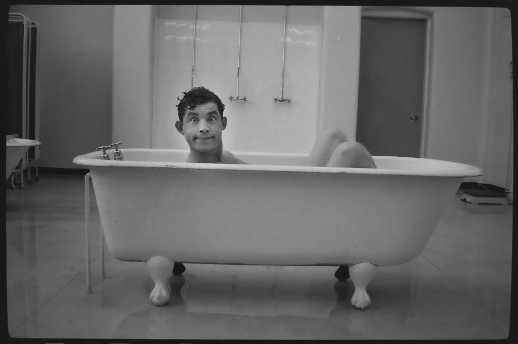 Peter Chelsom Dream-Role_The-comedian-Lee-Evans-in-a-bath.-Technical-1994-shot-on-film-with-the-Contax-T2_Photo-by-Peter-Chelsom-permission-granted-scaled.jpg